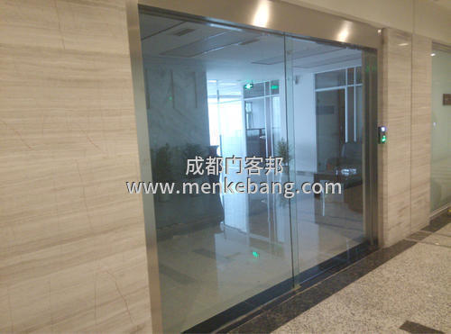 自動門維修服務(wù),成都自動門廠家維修,玻璃自動門維修 自動門維修服務(wù),成都自動門廠家維修,玻璃自動門維修