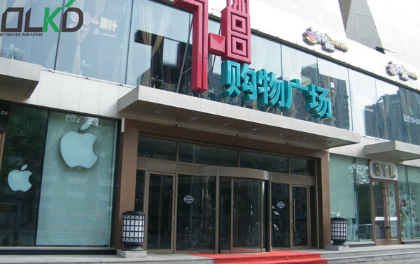 為什么現代建筑選用旋轉門？